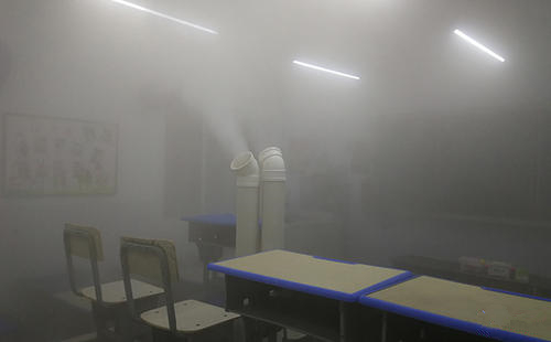 大霧量噴霧消毒機