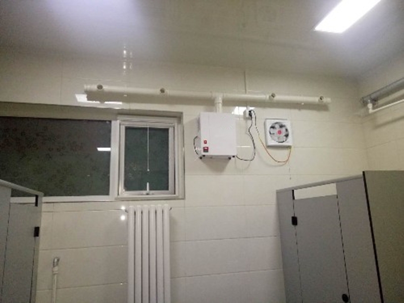 公廁除臭機