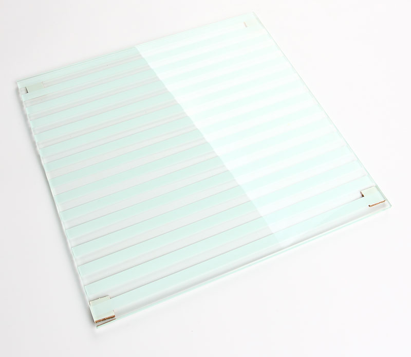 灰色線條彩釉玻璃