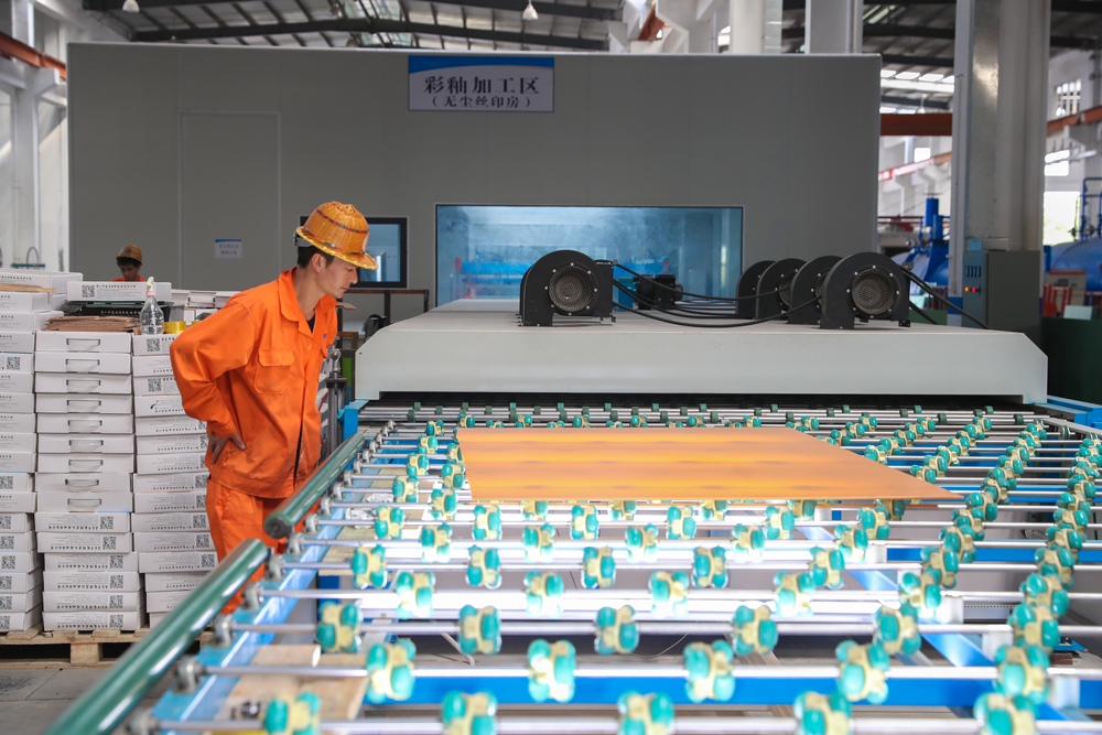 全自動彩釉生產線