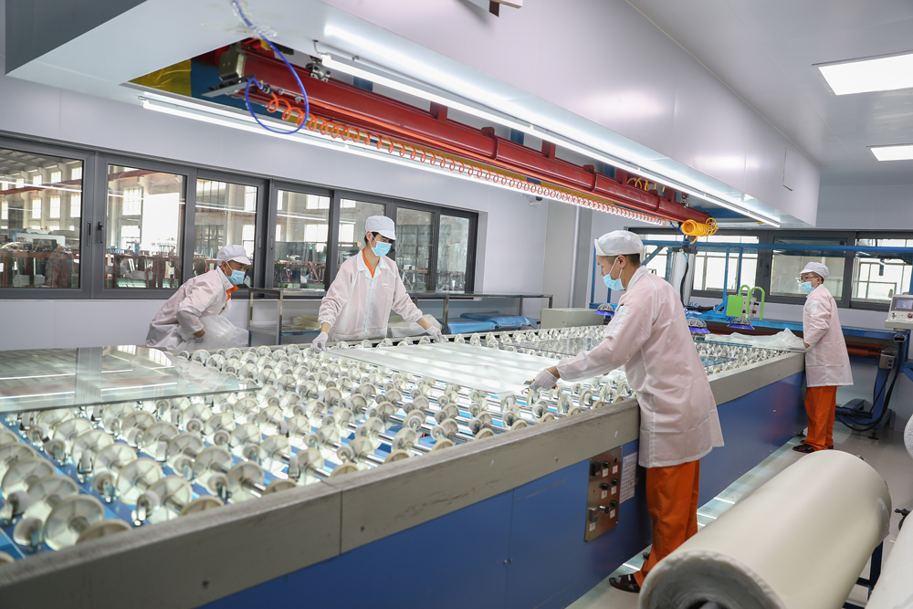 無(wú)塵恒溫恒濕夾層生產(chǎn)線