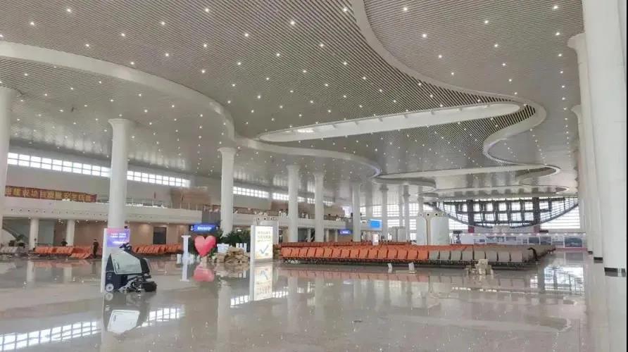 隆玻雙銀low-e助力惠州北站高標準建成使用